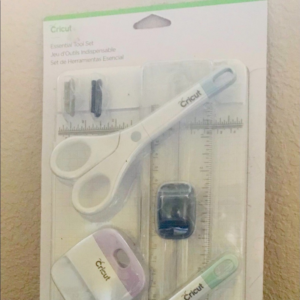 Cricut tool set